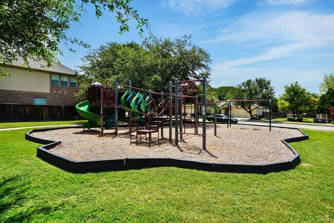 Building Photo - Spacious 3-Bedroom Home in Jonas Woods wit...
