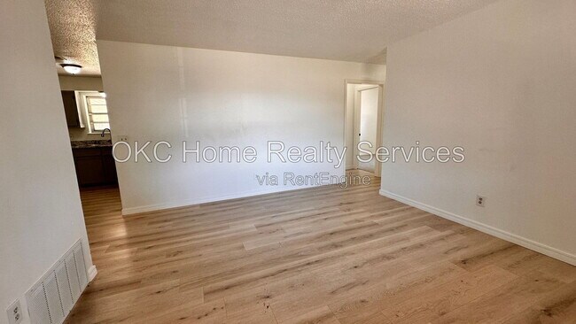 Building Photo - 4300 Bonaparte Blvd
