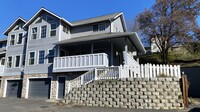 Building Photo - Quiet Duplex Overlooking the River