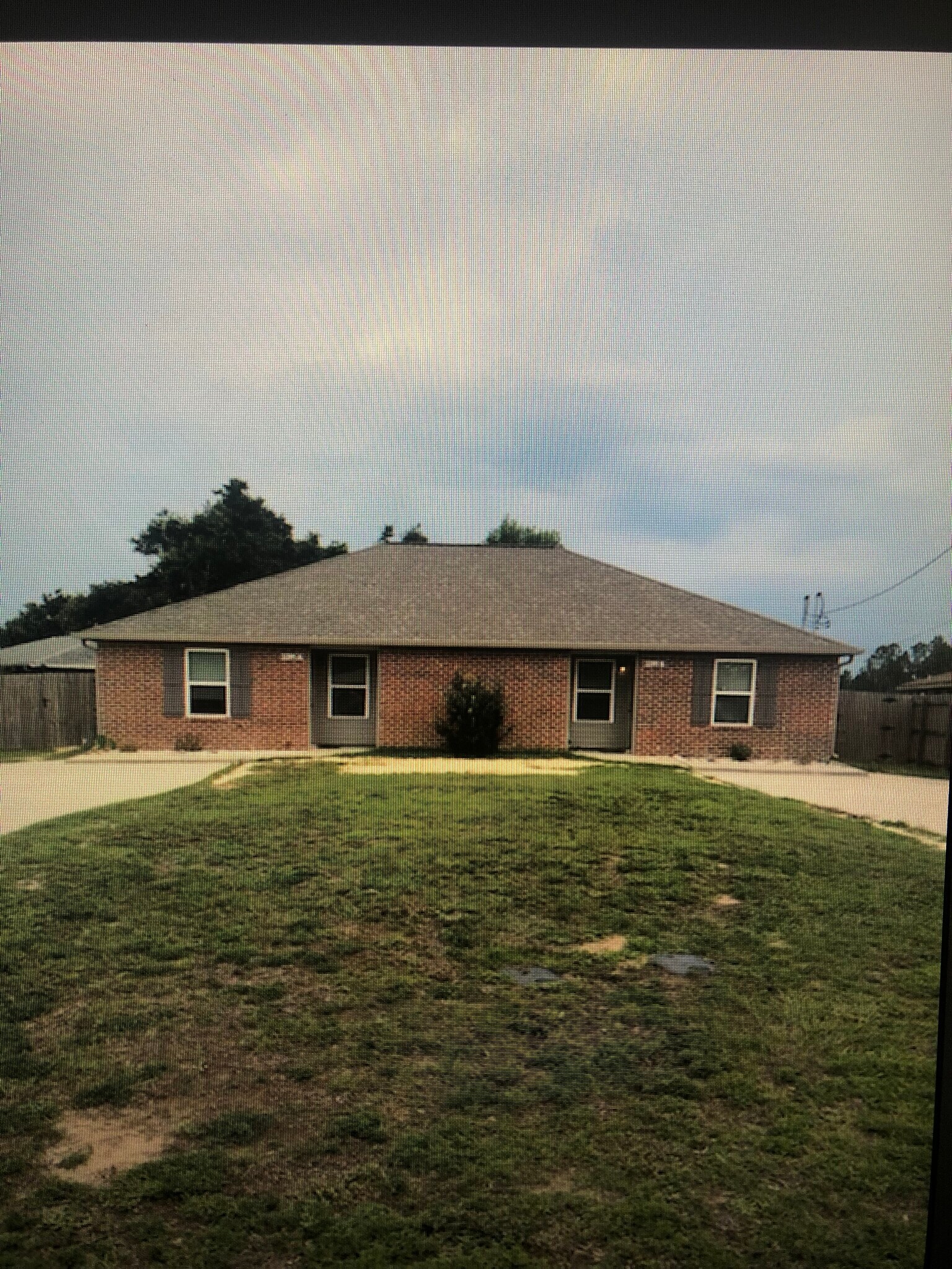 Building Photo - 3393 Green Briar Cir