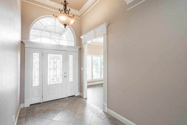 Building Photo - 3 Chambord Dr