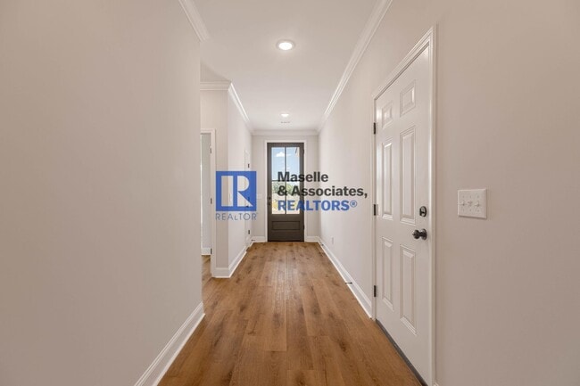 Building Photo - 359 Willow Wy