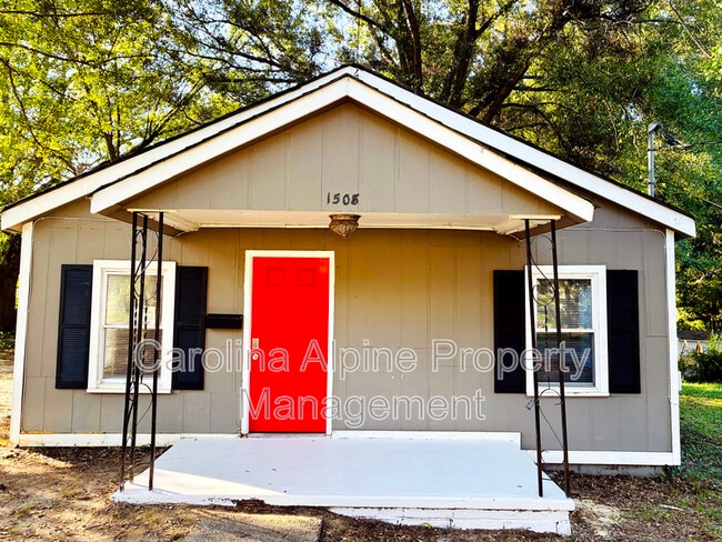 Primary Photo - 1508 W Walnut Ave