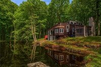 Building Photo - 860 Oakwood Rd