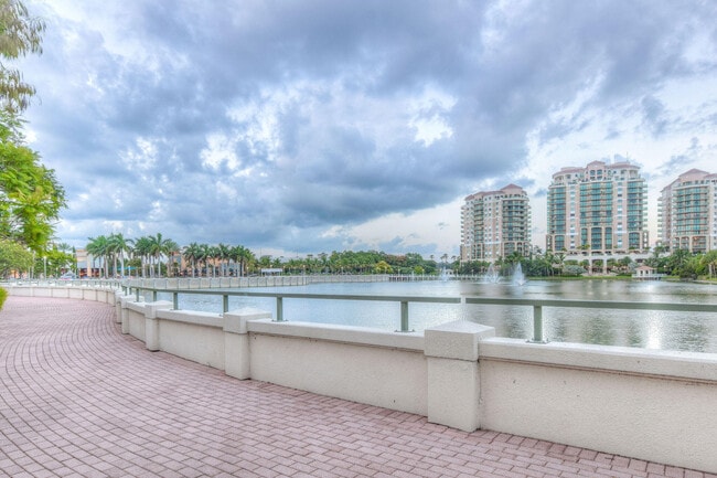 Building Photo - 200 Intracoastal Pl