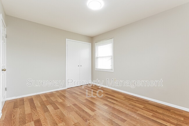 Building Photo - 40 Madestone Ln