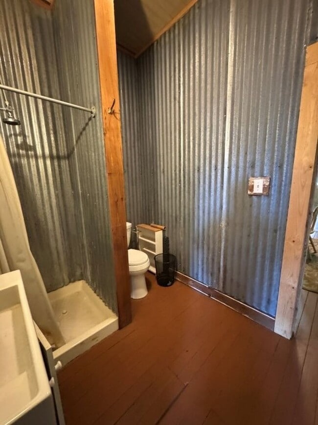 Building Photo - Apartment in Guinda