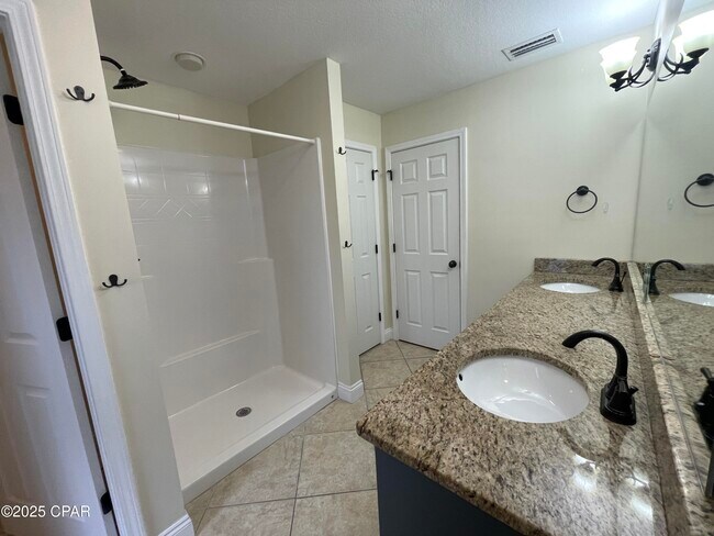Building Photo - 1758 Annabellas Dr