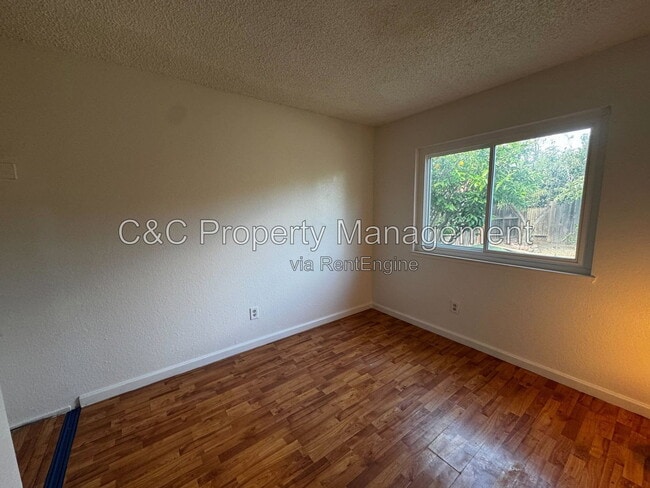 Building Photo - 286 Frigate Ct