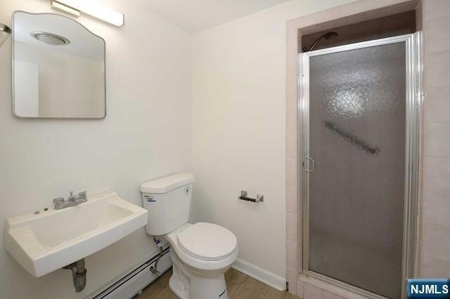 Building Photo - 27-14 Berdan Ave