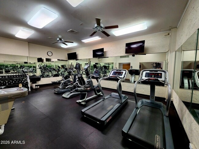 Building Photo - 7830 E Camelback Rd
