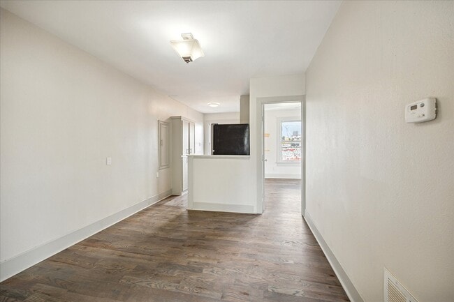 Building Photo - 1632 Hawthorne St