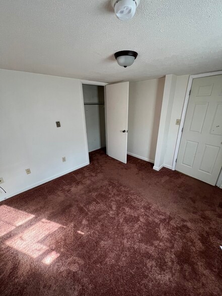 fourth bedroom - 231 High St