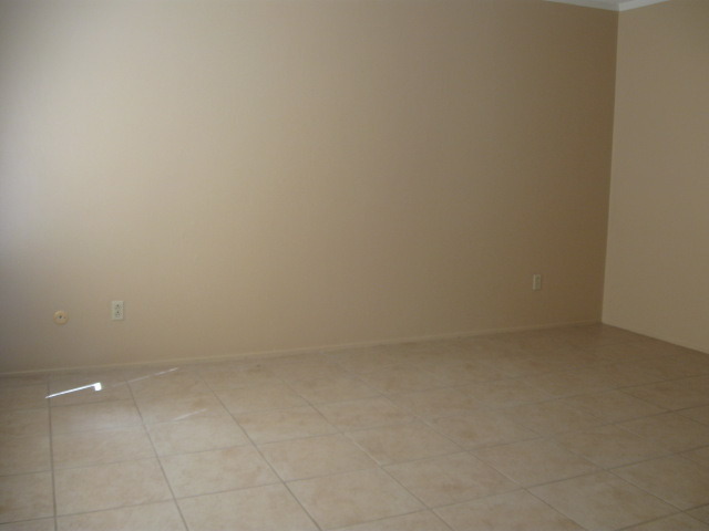 Building Photo - AS2708
