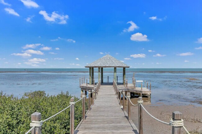 Building Photo - 113 Las Joyas Pr Blvd