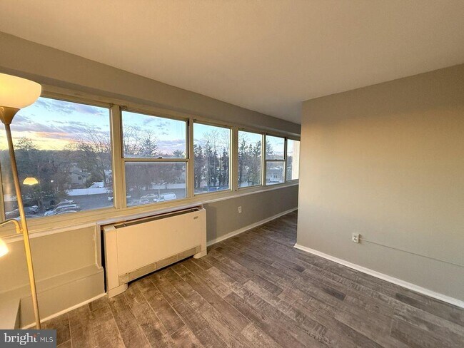 Building Photo - 1200 Marlton Pike