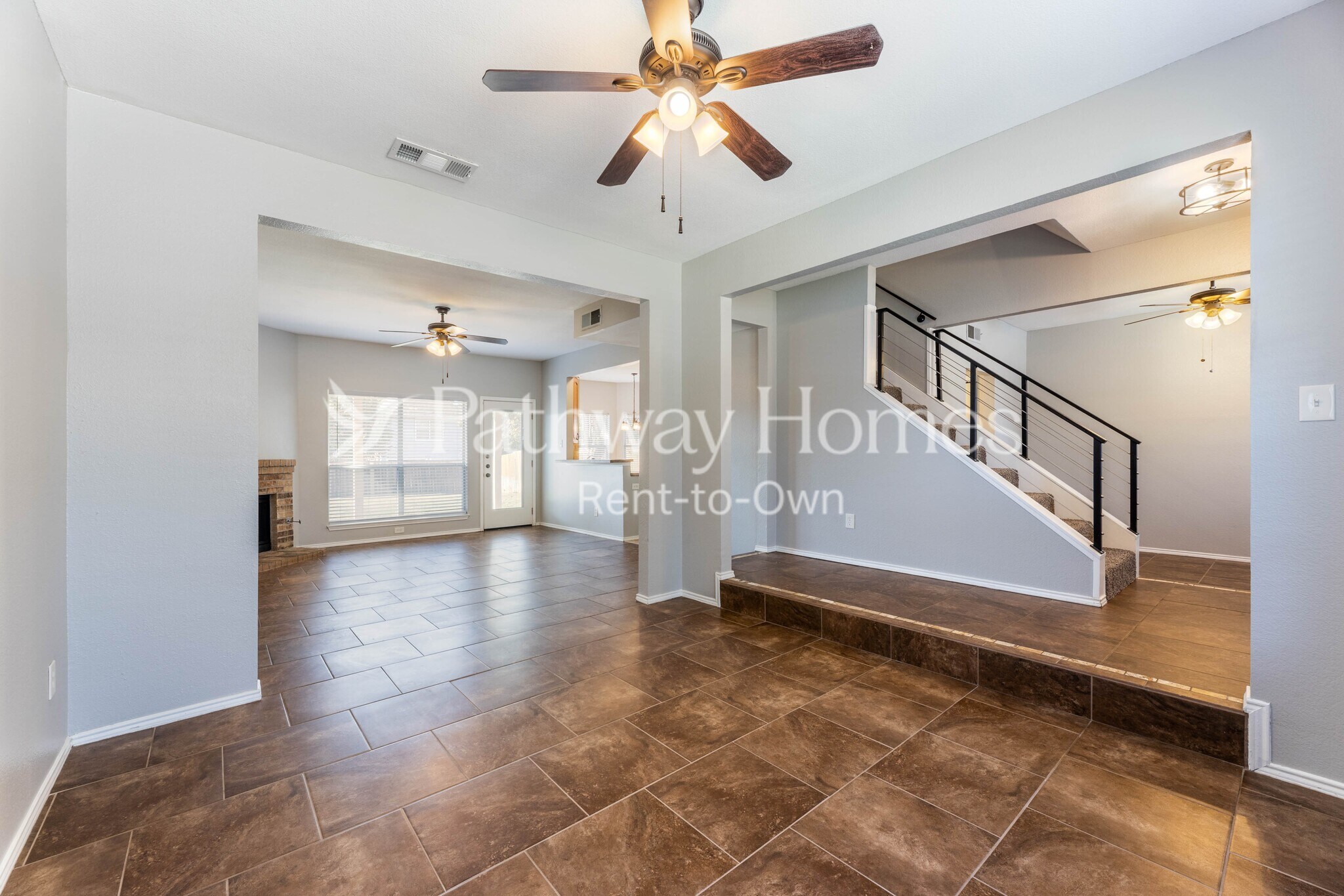 Building Photo - 629 Teakwood Dr