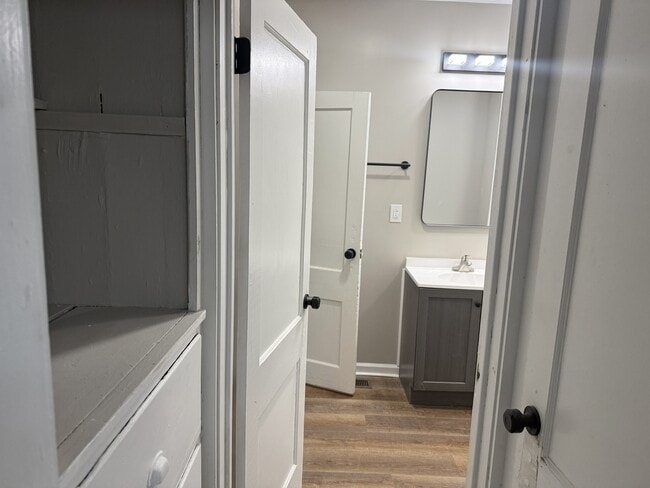 Building Photo - 12708 Revere Ave