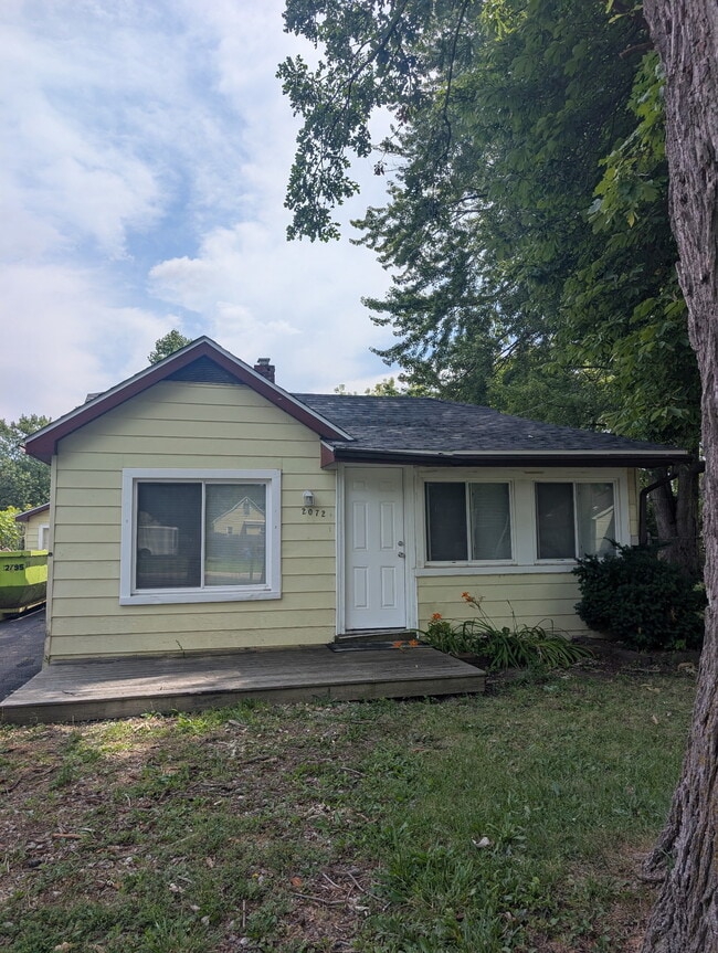 Primary Photo - 2072 E Judd Rd