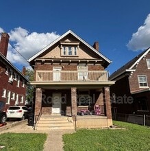 Building Photo - 1026 Del Monte Pl