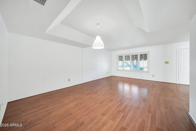 Building Photo - 6209 N 22nd Dr