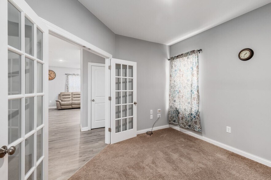 Building Photo - 7364 Whimbrel Ln
