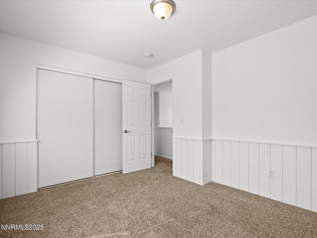 Building Photo - 8040 Monterey Shores Dr