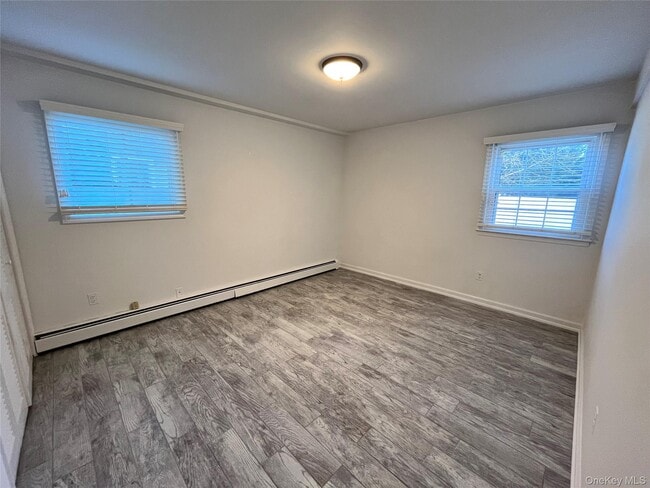 Building Photo - 2463 Rockville Centre Pkwy