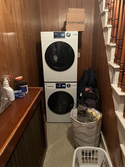 Laundry - 4 Lookout St