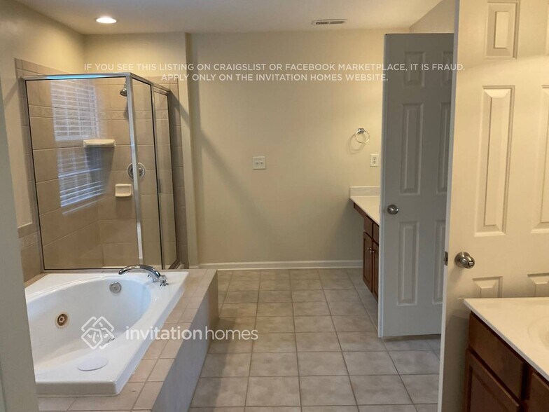 Building Photo - 1072 Victoria Blake Ln