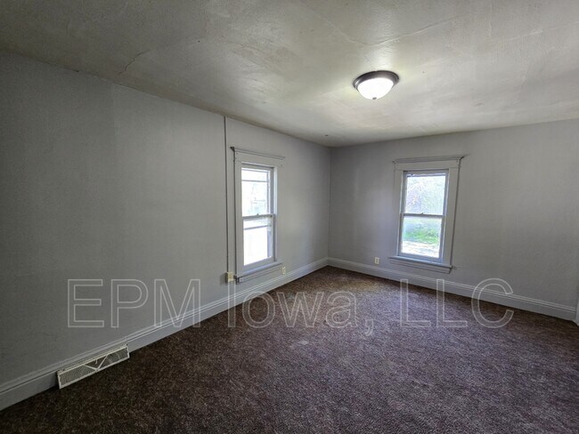Building Photo - 1720 Franklin St