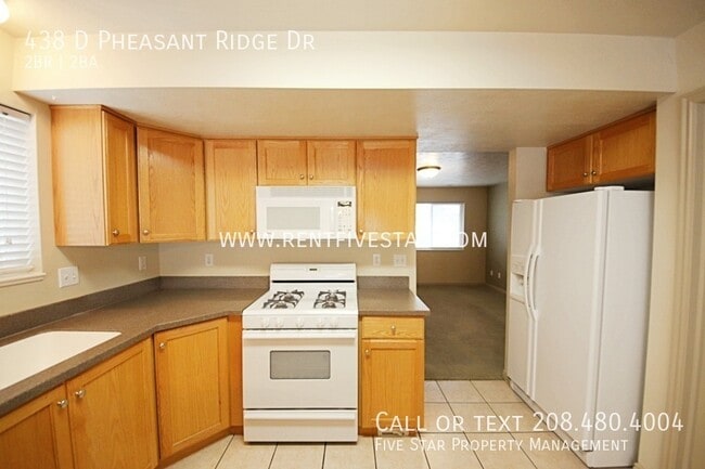 Building Photo - 438 D Pheasant Ridge Dr