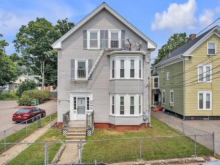 Building Photo - 9 Leonard St