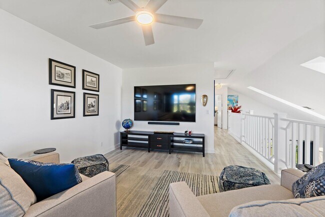 Building Photo - 4161 S US Hwy 1