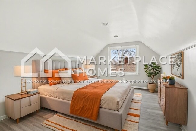 Building Photo - 16501 Fairmount Dr