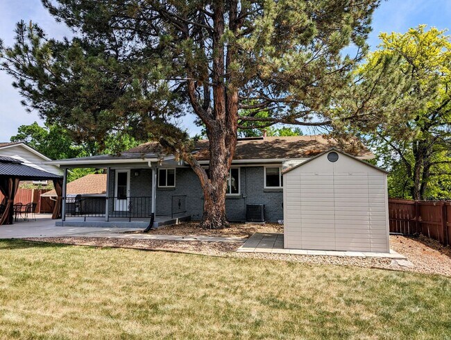 Building Photo - BEAUTIFUL 4 Bed 2 Bath Hampden Neighborhoo...