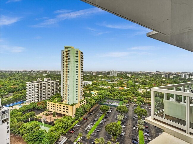 Building Photo - 2451 Brickell Ave