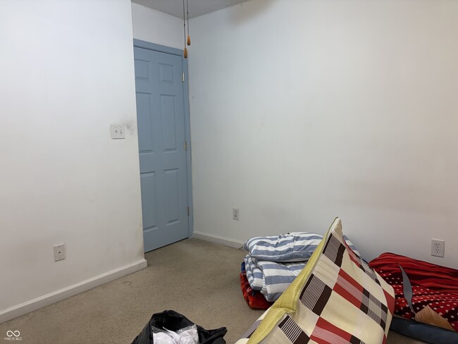 Building Photo - 113 Gazebo Dr