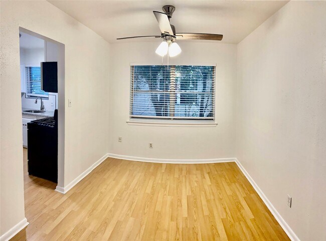 Building Photo - 3603 Murworth Dr