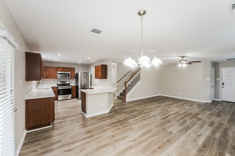 Building Photo - 20727 Dickinson Manor Ln