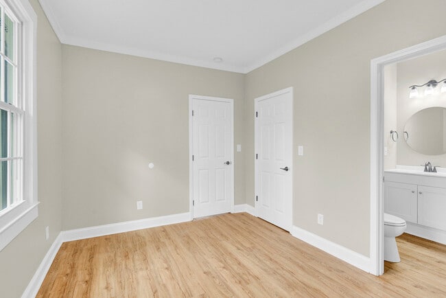 Building Photo - 112 Dean St