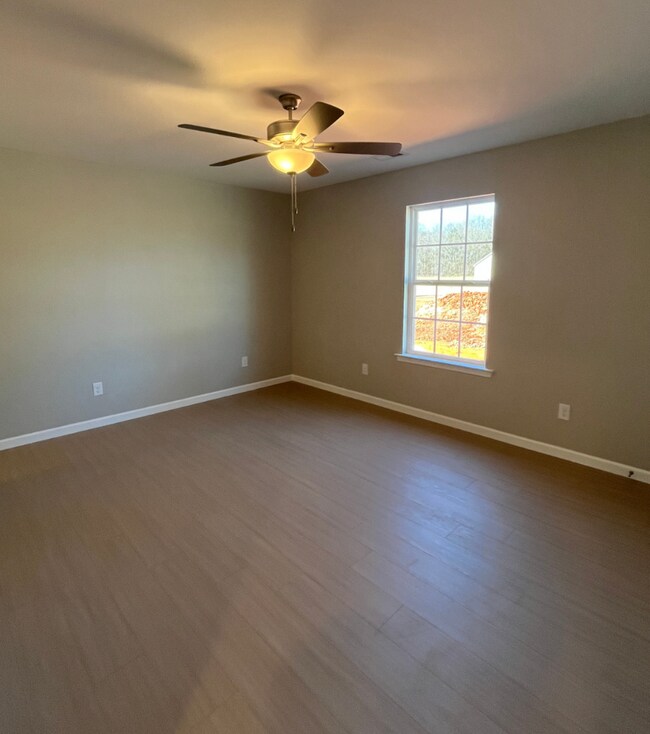 Building Photo - 3945 Greenpond Rd