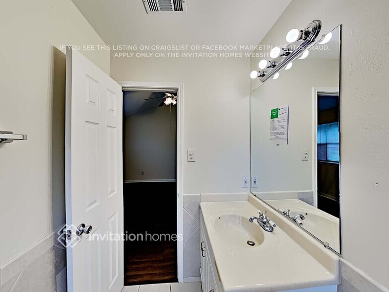 Building Photo - 6903 Eagle Ridge Dr