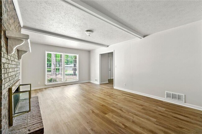 Building Photo - 208 S Rockborough Ct