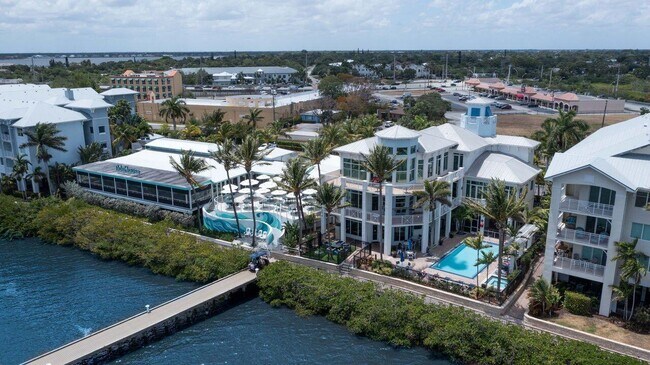 Building Photo - 975 NW Flagler Ave