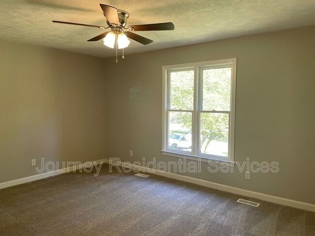 Building Photo - 1605 Owls Nest Rd