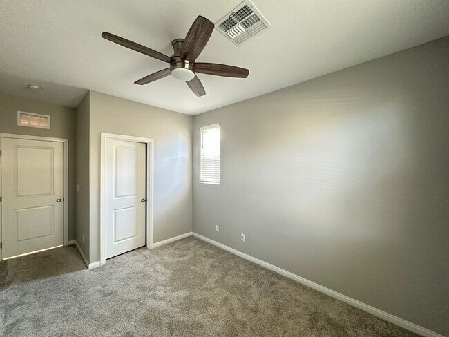 Building Photo - Cassia Patrick & Cimarron