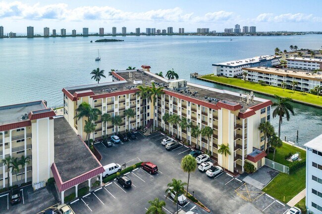 Building Photo - 100 Paradise Harbour Blvd