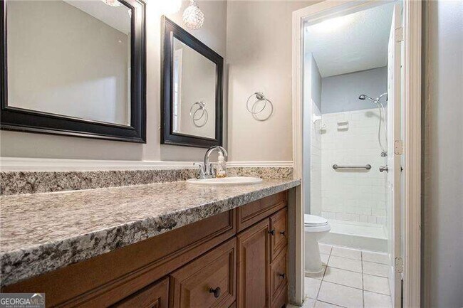 Building Photo - 3599 Woodbriar Cir