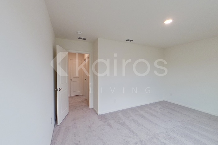 Building Photo - 631 Muster Fld Ct